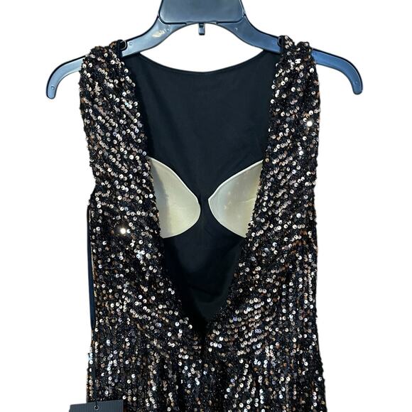 Mac Duggal Size 2 NEW Bronze Cowl Back Boat Neck Sequined Formal Gown 26331 - Picture 8 of 9